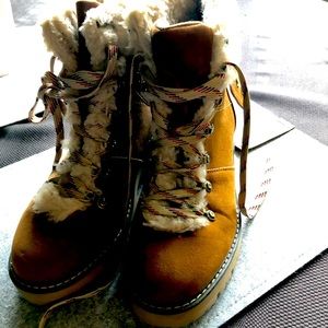 Time and Tru Women’s Boots_9